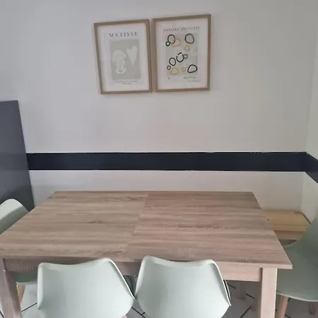 Apartment Duplex With Patio Near Exhibition Messe *