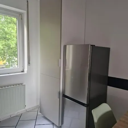 Duplex With Patio Near Exhibition Messe Appartement